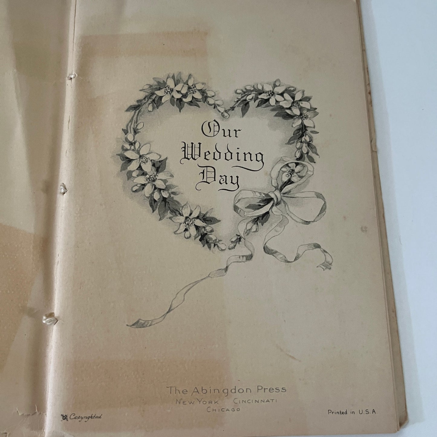 Luther L. Wright Elizabeth Swain Milwaukee 1932 Wedding Day Book TE2-BB