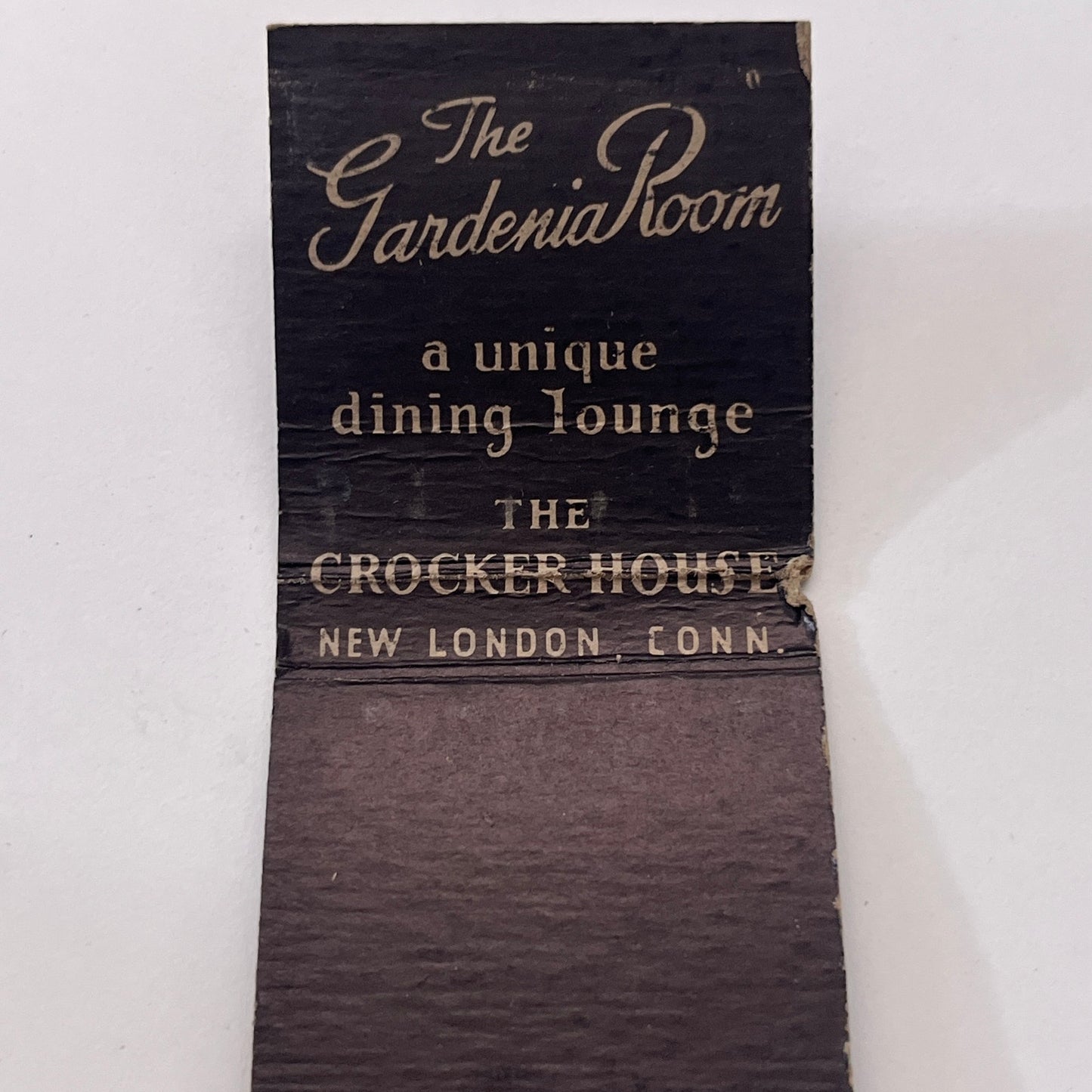 The Crocker House Gardenia Room New London CT Vintage Matchbook Cover TB8-MB-11