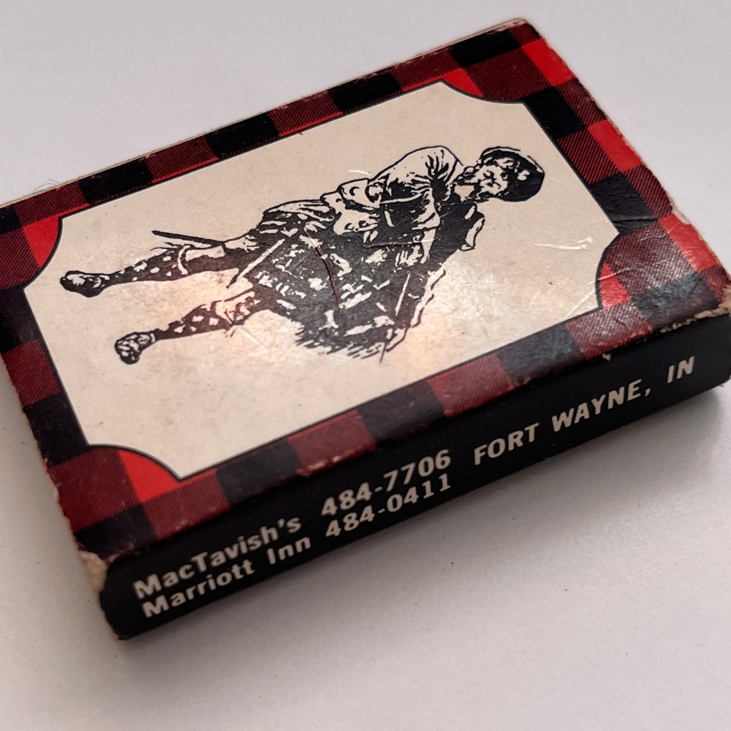 MacTavish's at the Marriott Fort Wayne Indiana Vintage Matchbox TB6-MB3