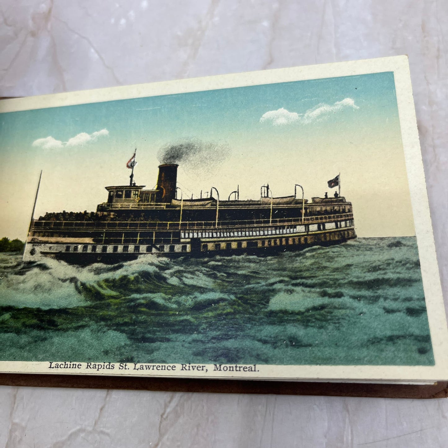 Greetings from Montreal Canada Souvenir Book Postcards TI8-S2