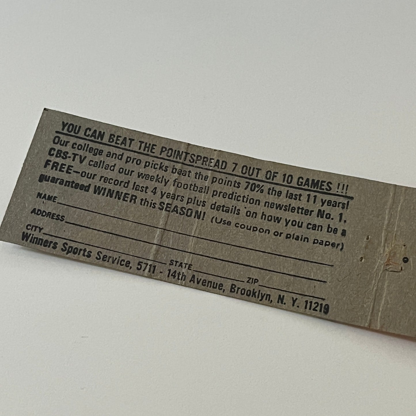 Football Fans Beat the Points Winners Sports Brooklyn Matchbook Cover TB6-MB2-6