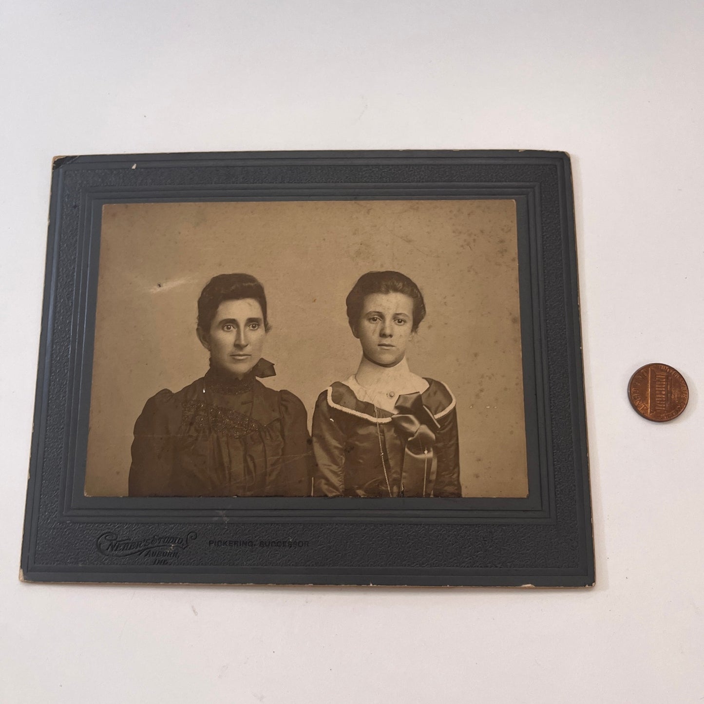 Mother & Daughter - Neher's Studio Auburn IN Antique Victorian CDV Card TK3-P