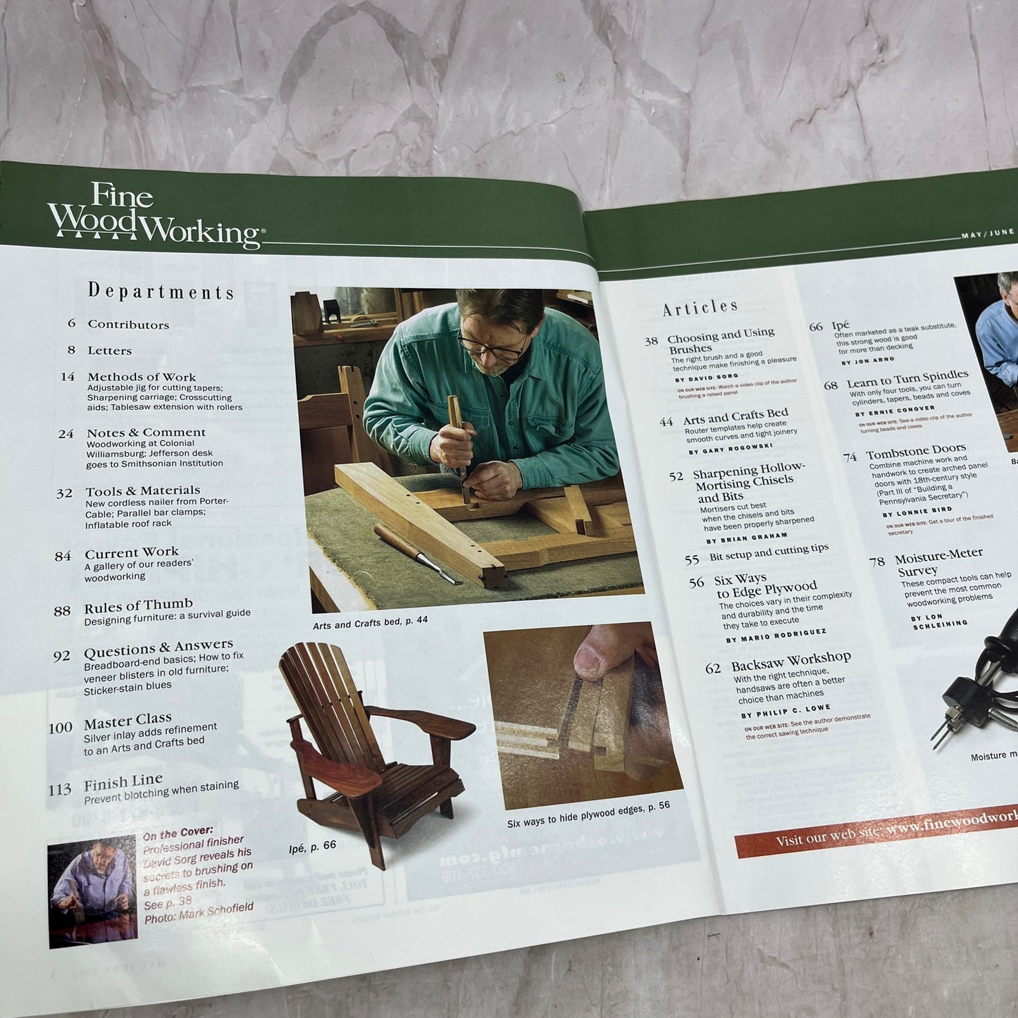 Brush on a Flawless Finish - Jun 2002 No 156 - Fine Woodworking Magazine M34
