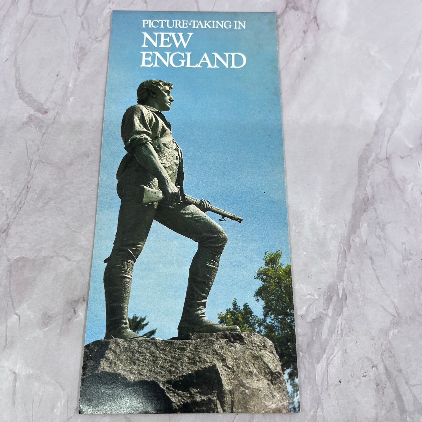 1982 Picture Taking In New England Travel Guide & Fold Out Map TH2-MP1