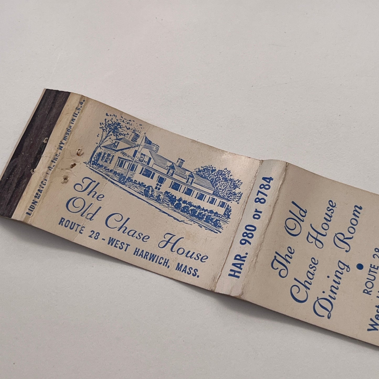 The Old Chase House Dining Room West Harwich MA Vintage Matchbook TB8-MB-15