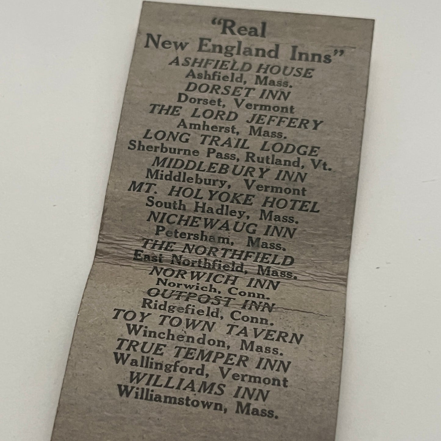 Real New England Inns - L.G. Treadway Matchbook Cover MM4-1