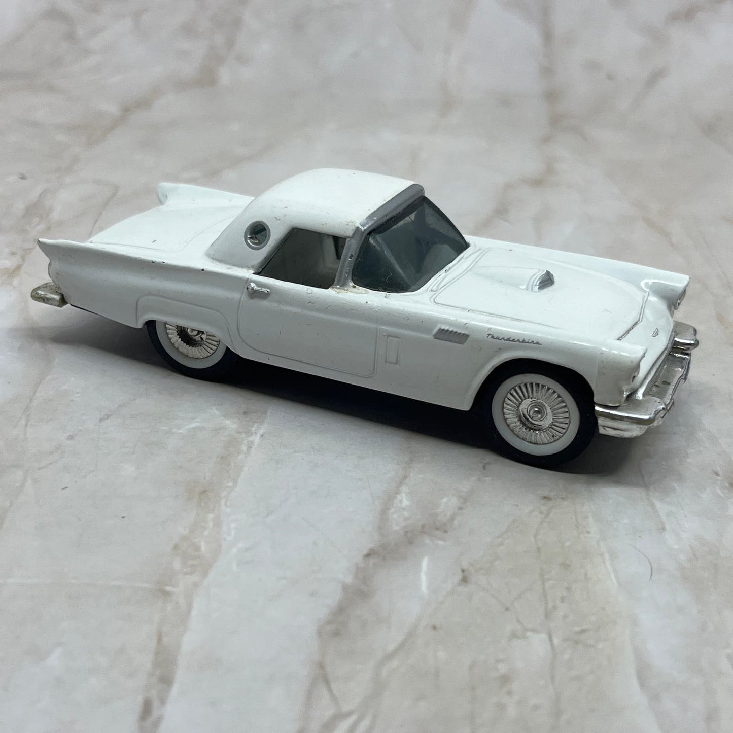 ERTL 1957 Ford Thunderbird #17 In Series Diecast White TH5