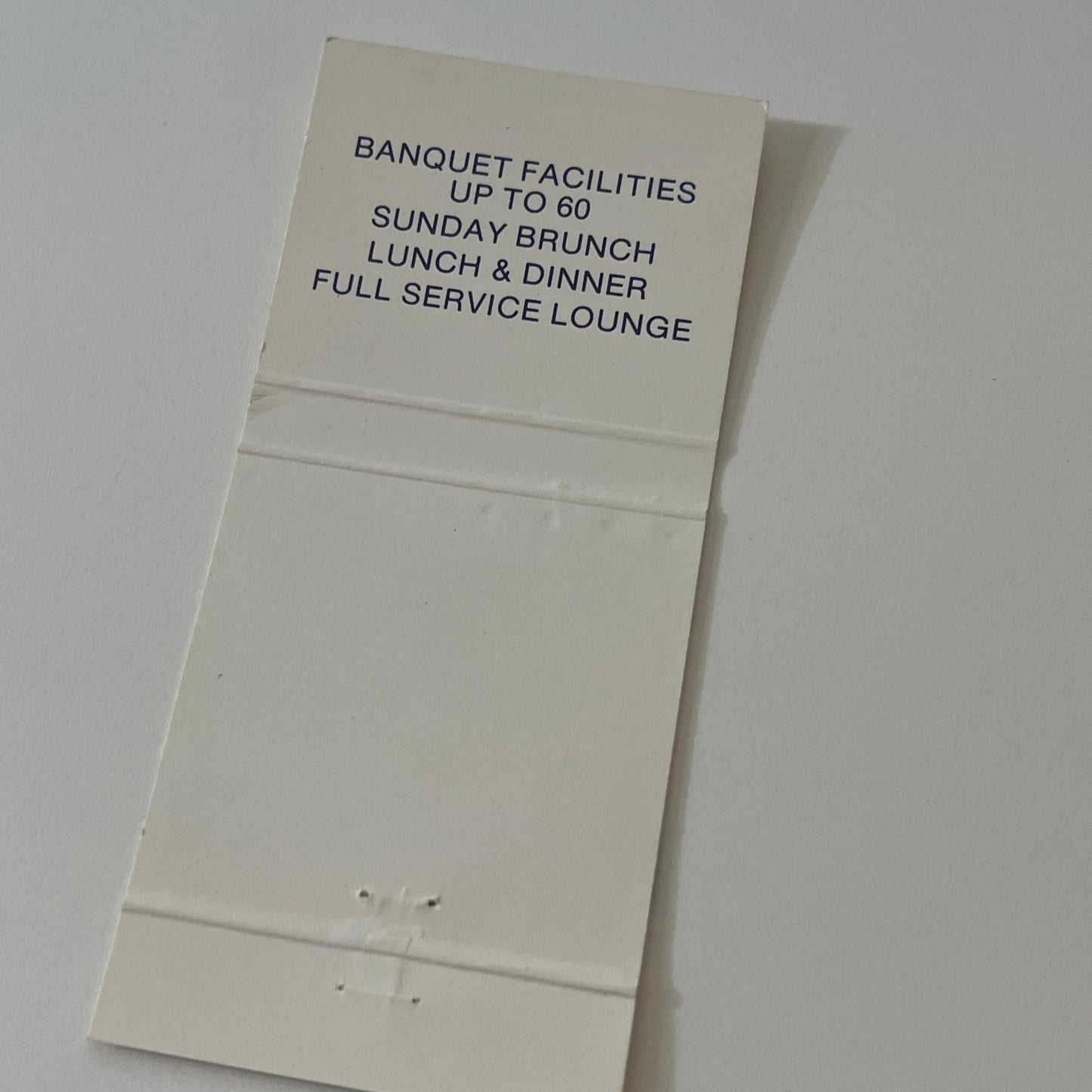 Harry O's Gilman Square Center Issaquah WA Vintage Matchbook Cover TB6-MB2-6