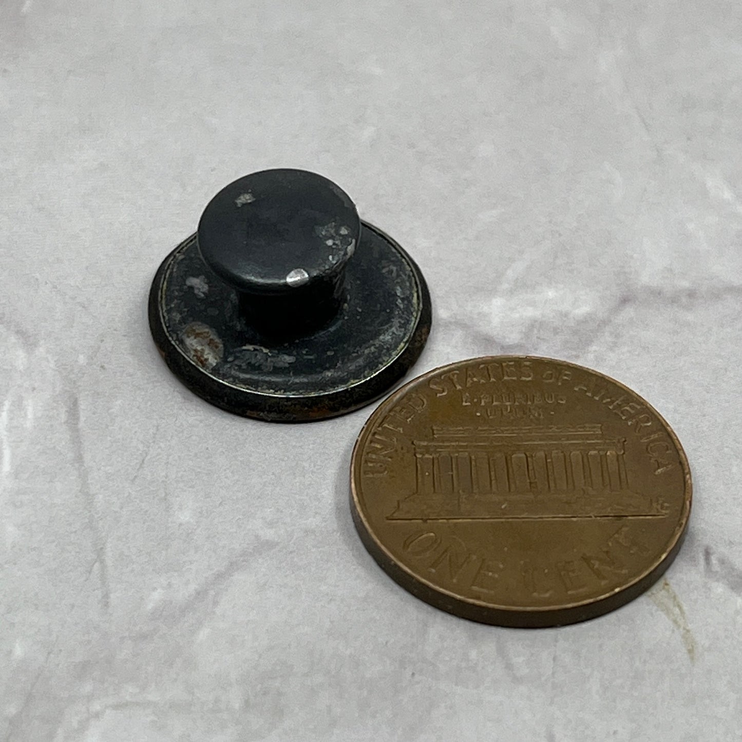 Antique Vintage “WW” Wobble Shank Overall Jeans Button SE2