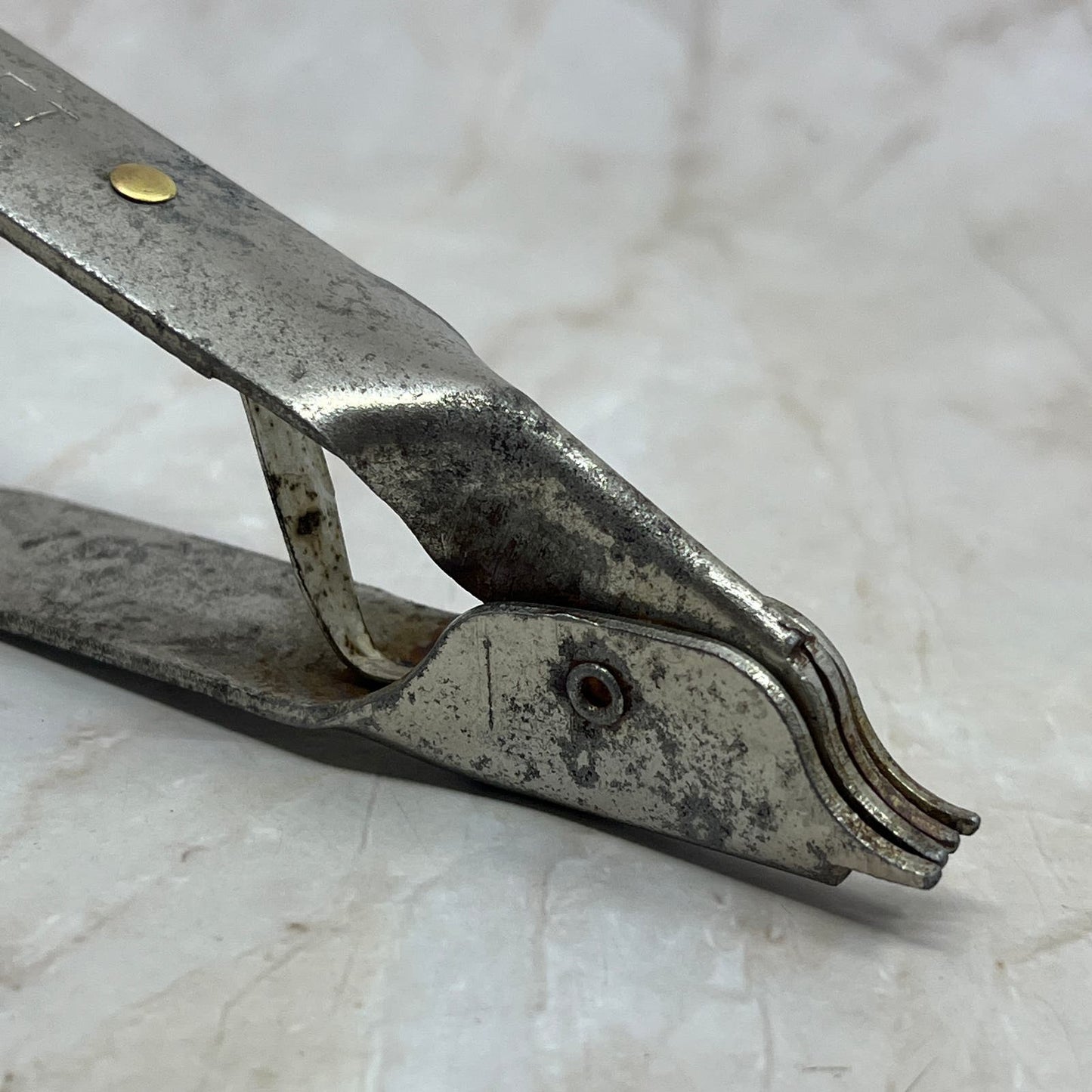 Vtg E-Z-Lift Jar & Bottle Cap Opener Stewart Products TH5