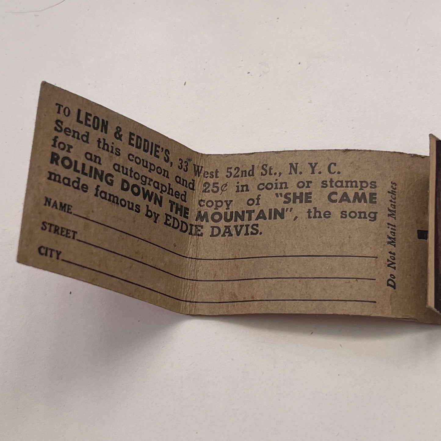 Leon & Eddies 33 W 52nd St NYC Vintage Matchbook Cover MM3-1