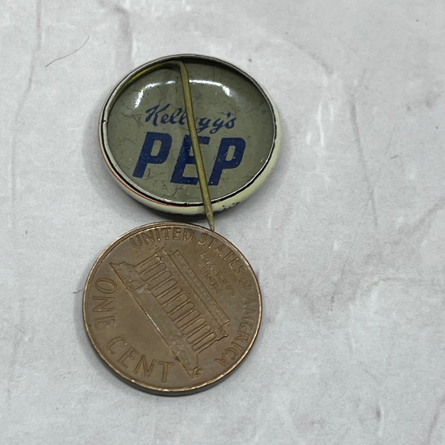 1946 Kellogg's Pep Pin Uncle Bim Comic Strip Pinback Button Cereal Premium SE2