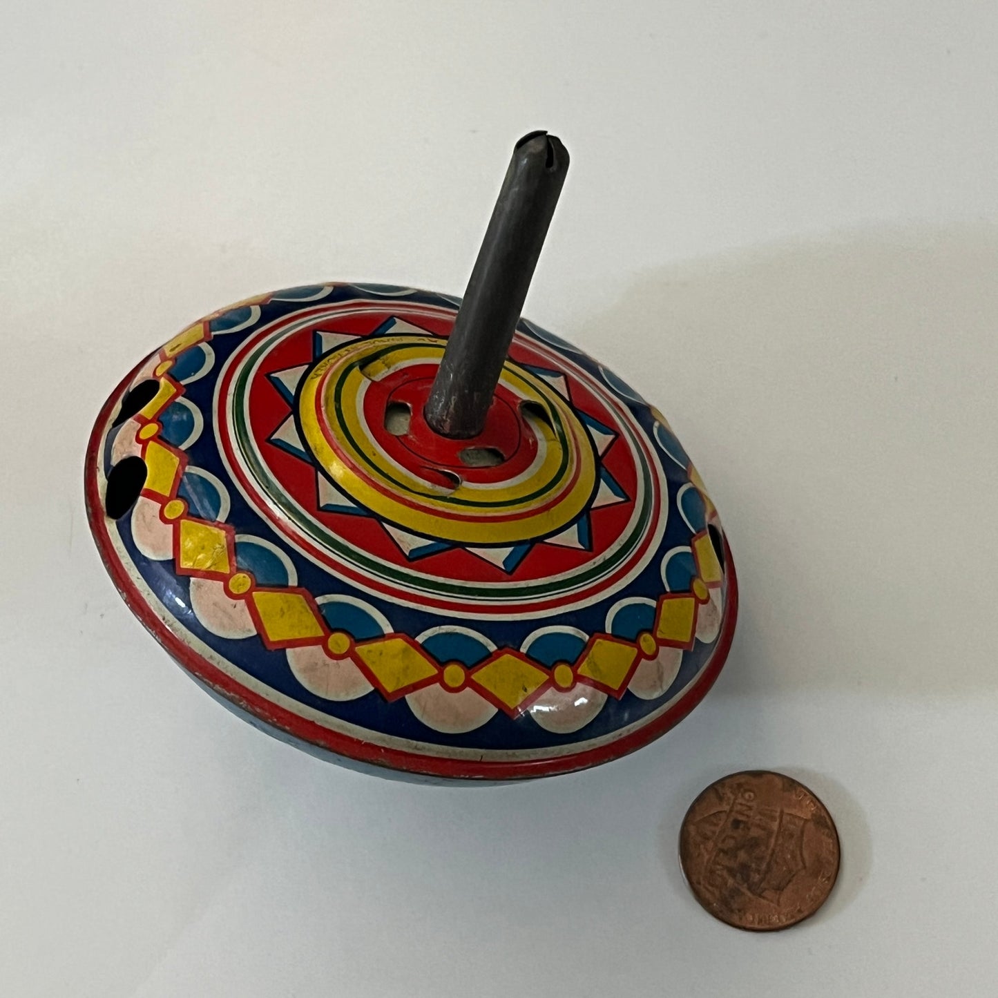 1950s Vintage Humming Spinning Top Toy SD Korea Tin Litho Toy TK3