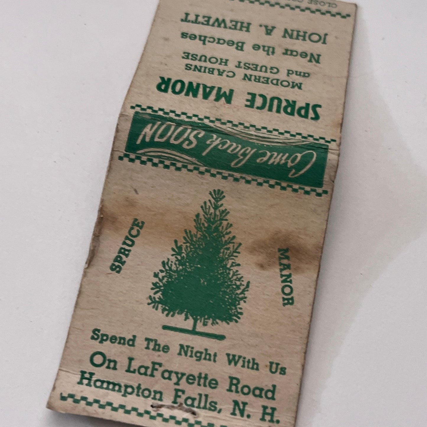 Spruce Manor Cabins John A Hewett Hampton Falls NH Matchbook Cover MM3-5