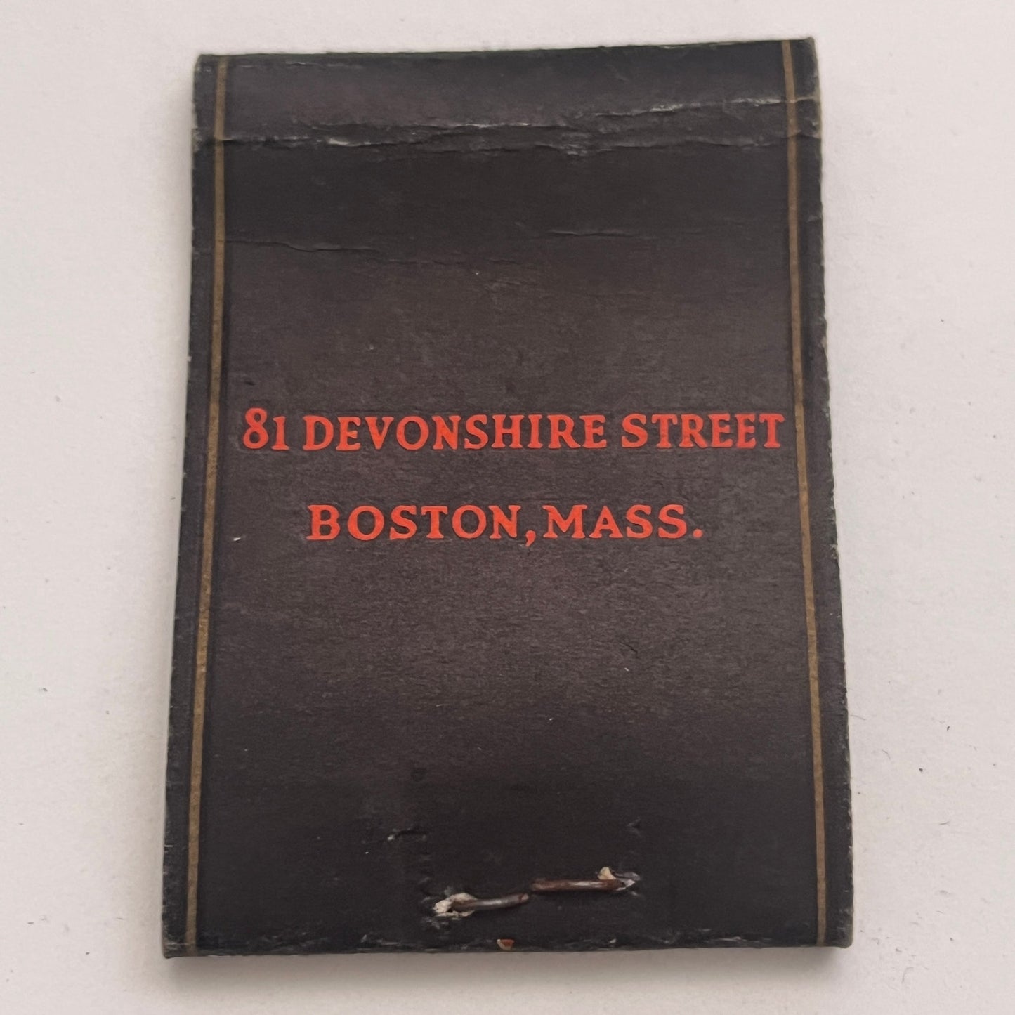 Bell in Hand Tavern 81 Devonshire St Boston MA Vintage Matchbook Cover TB8-MB2-5