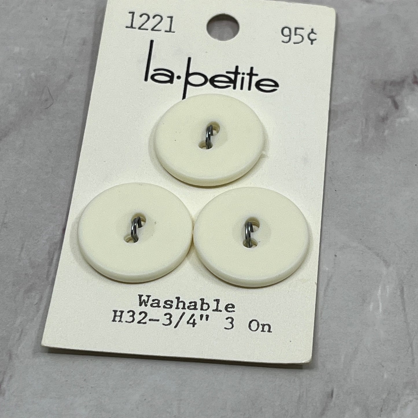 Vintage Lot of 3 La Petite H32 3/4 Buttons on Card 1221 SE2