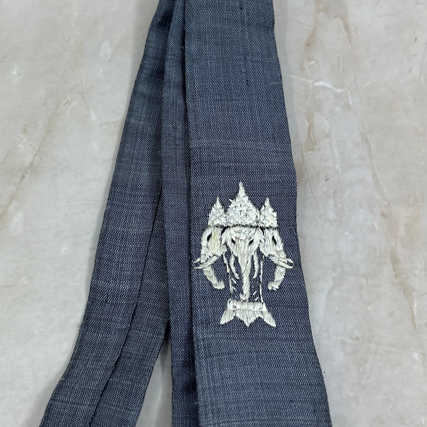 Retro Pure Silk Embroidered Made in Thailand Straight Slim Necktie Tie TJ4-T1