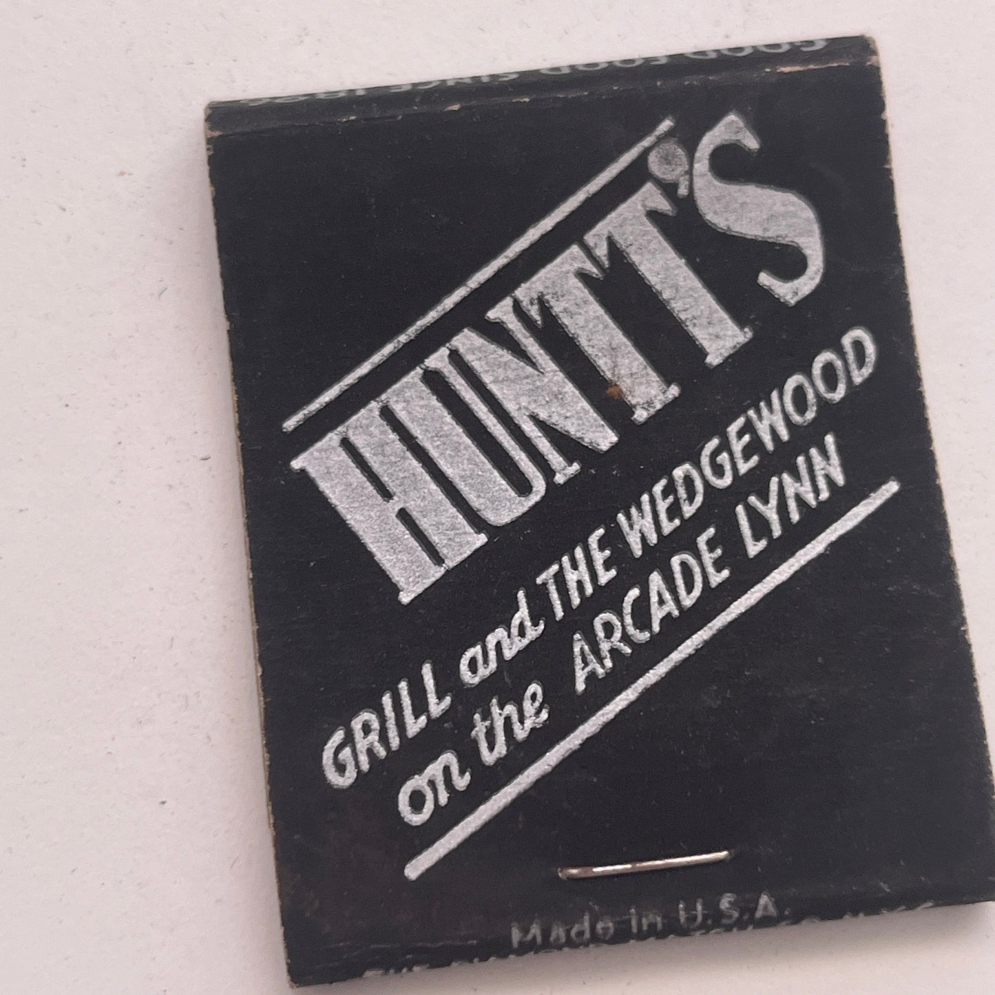 Hunt's Cafeterias Lynn Boston Brookline MA Vintage Matchbook Cover TB8-MB2-8