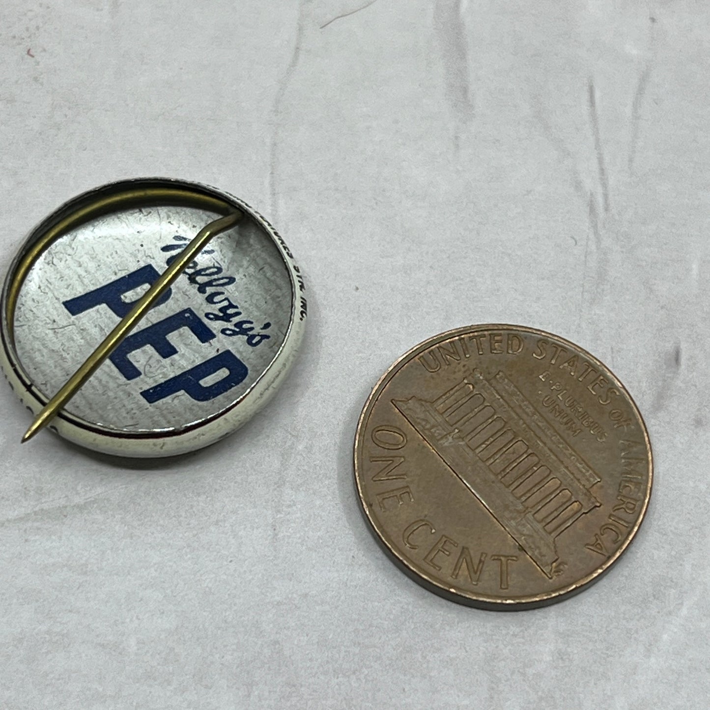 1946 Kellogg's Pep Pin Casper Comic Strip Pinback Button Cereal Premium SE2