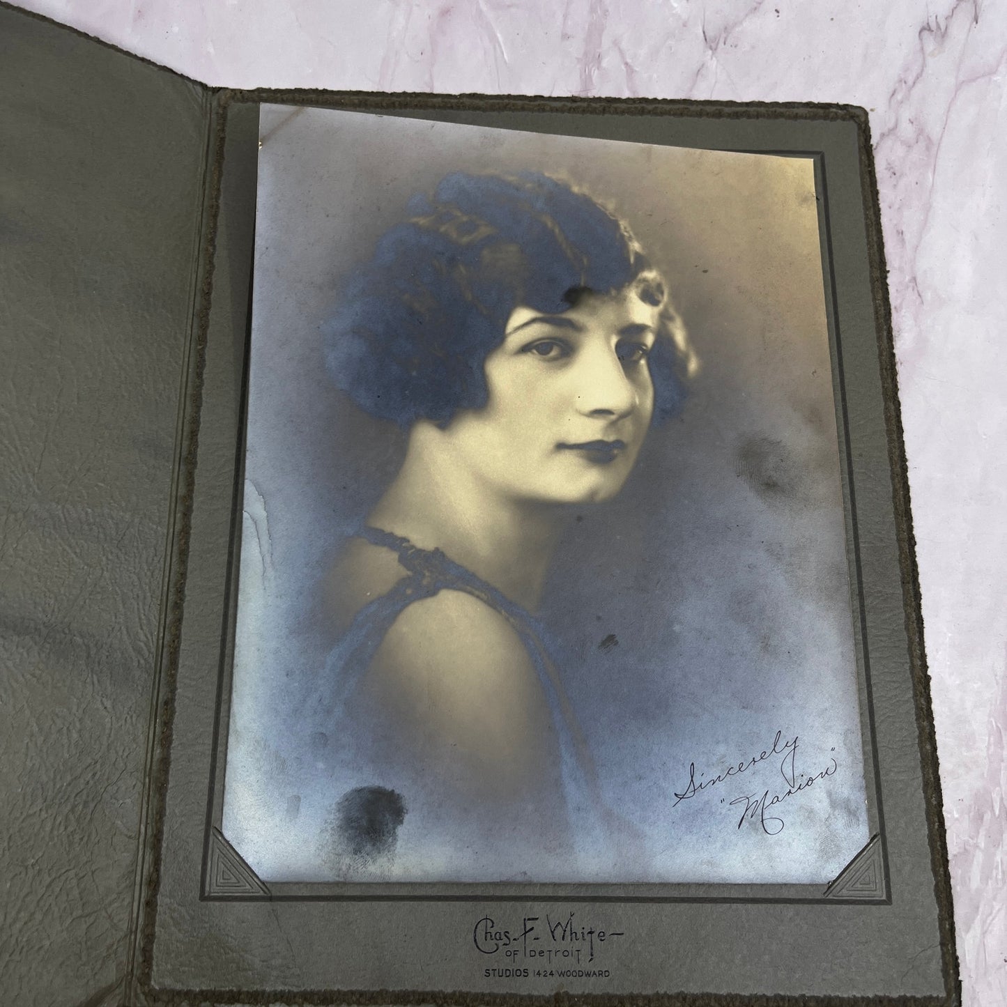 Portrait of Young Lady "Marion" Chas F White of Detroit Cabinet Card TC5-CDV1