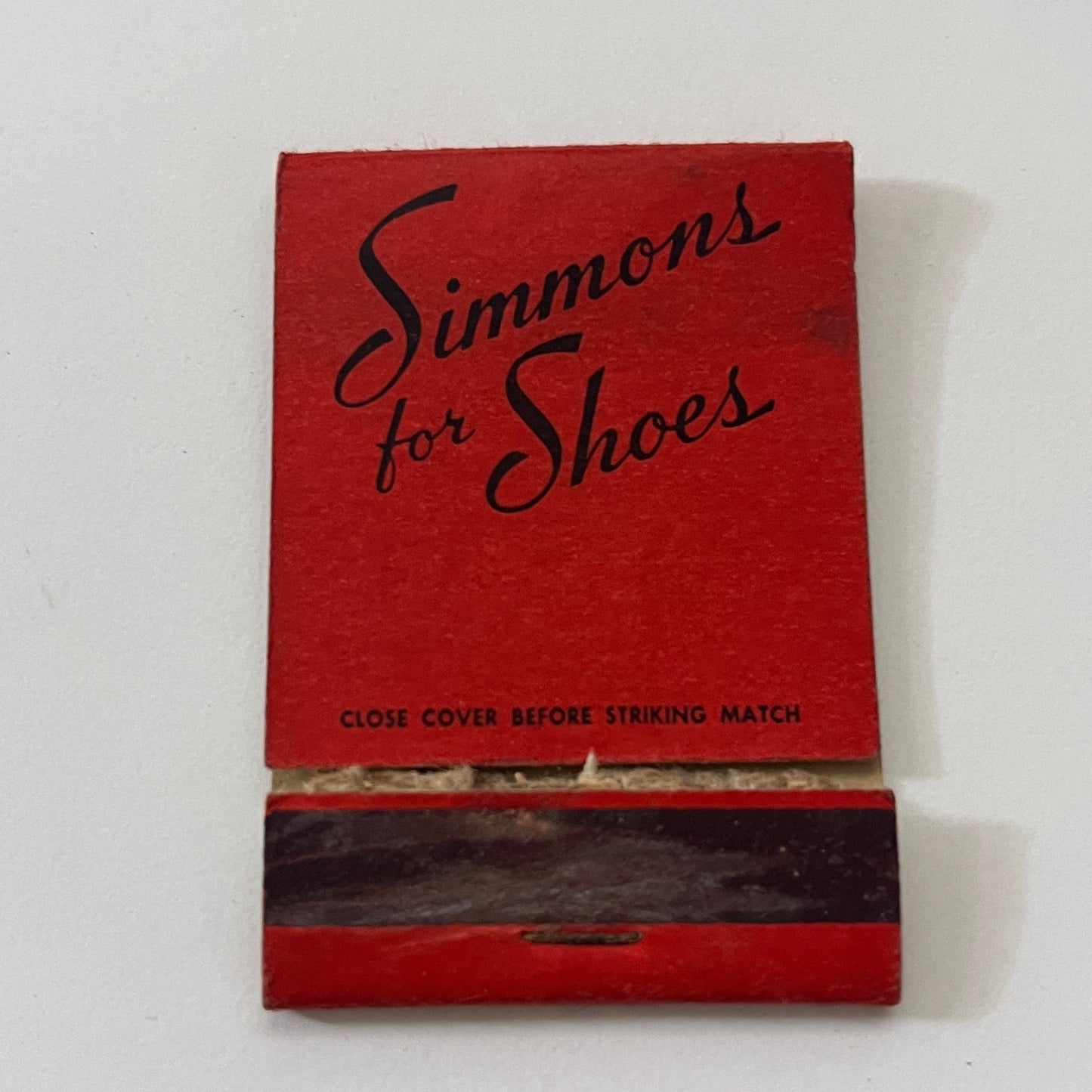Simmons Fine Shoes and Accessories Hartford CT Vintage Matchbook Cover TB8-MB-8