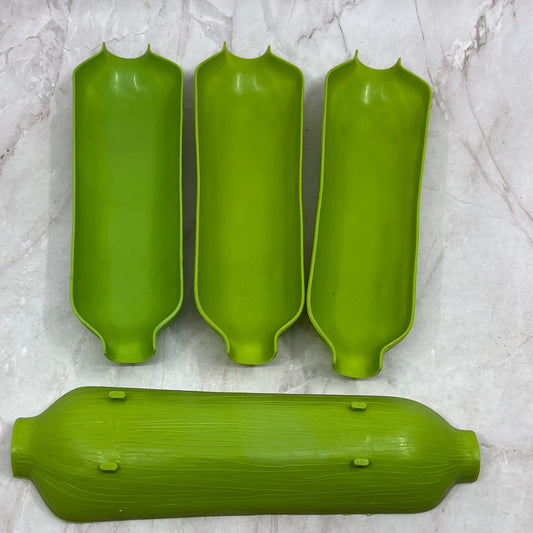 Set of 4 Vintage Corn On The Cob Holders Dishes Farmhouse Retro Green TF4