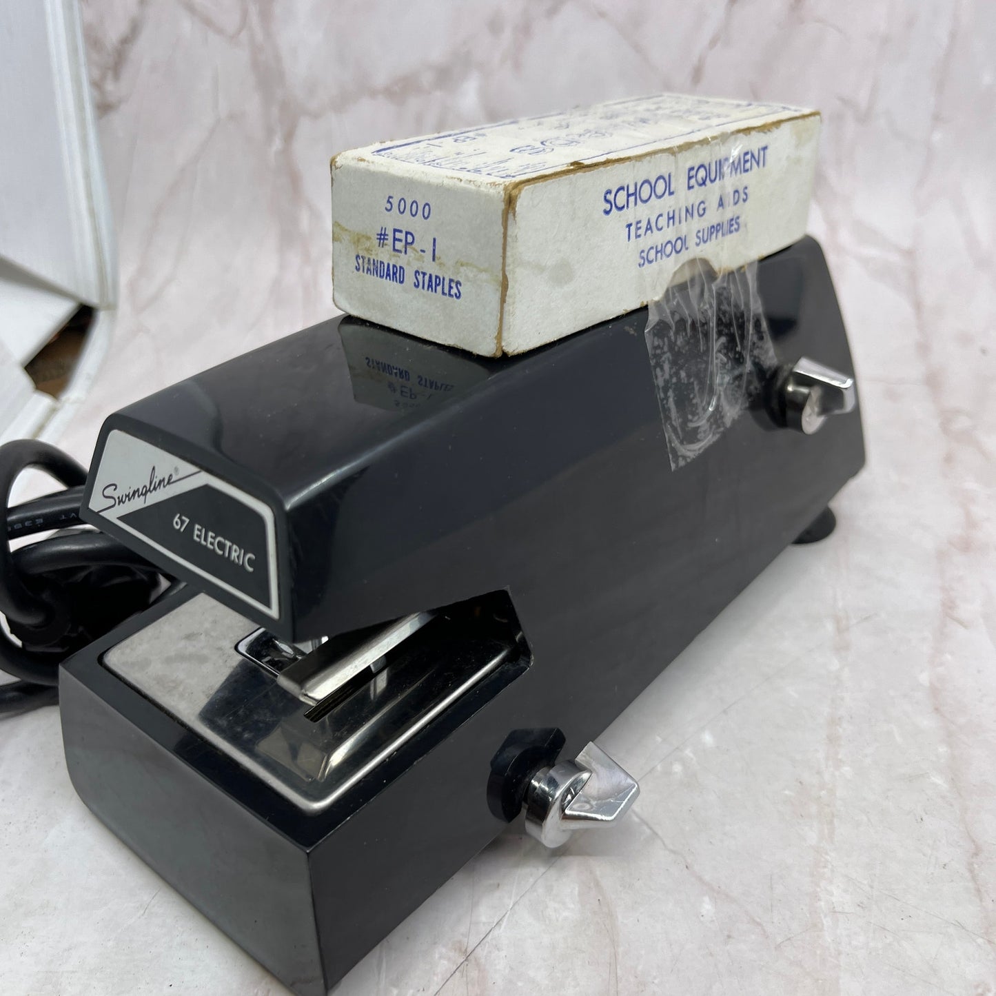 Swingline Electric Stapler Model 67 Desktop Heavy Duty 20 Sheet Tested WORKS TF4