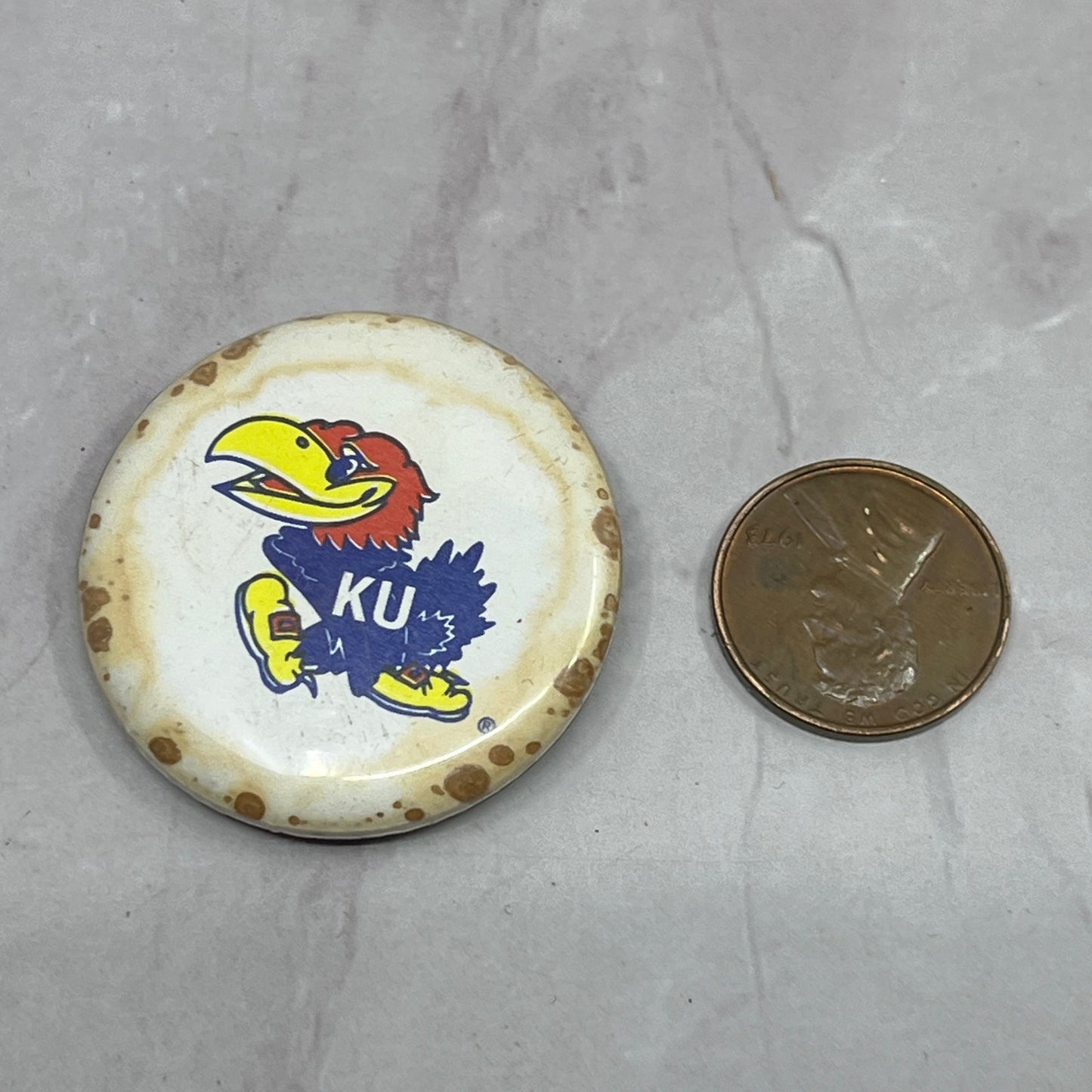 Kansas Jayhawks KU Vintage Pinback Button TC5-PB