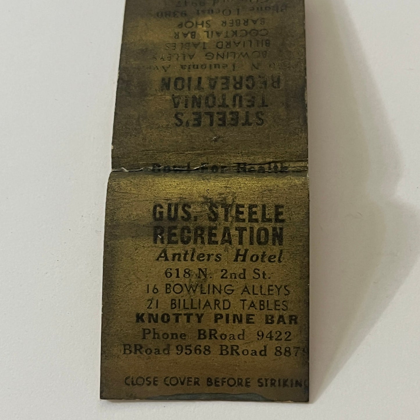 Gus Steele Knotty Pine Bar Antlers Hotel Milwaukee Matchbook TB6-MB2-11