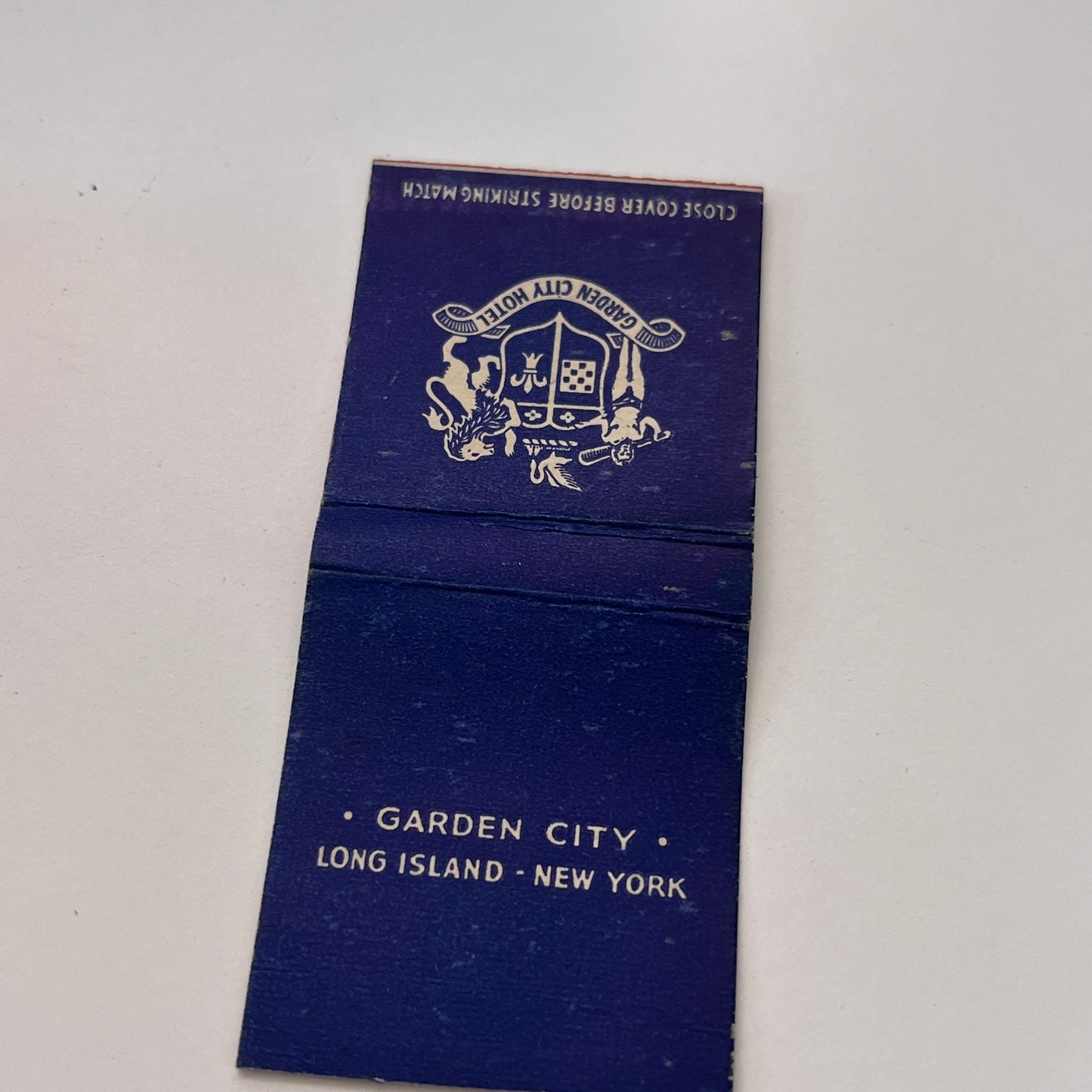 Garden City Hotel Long Island New York Vintage Matchbook Cover TB8-MB-14