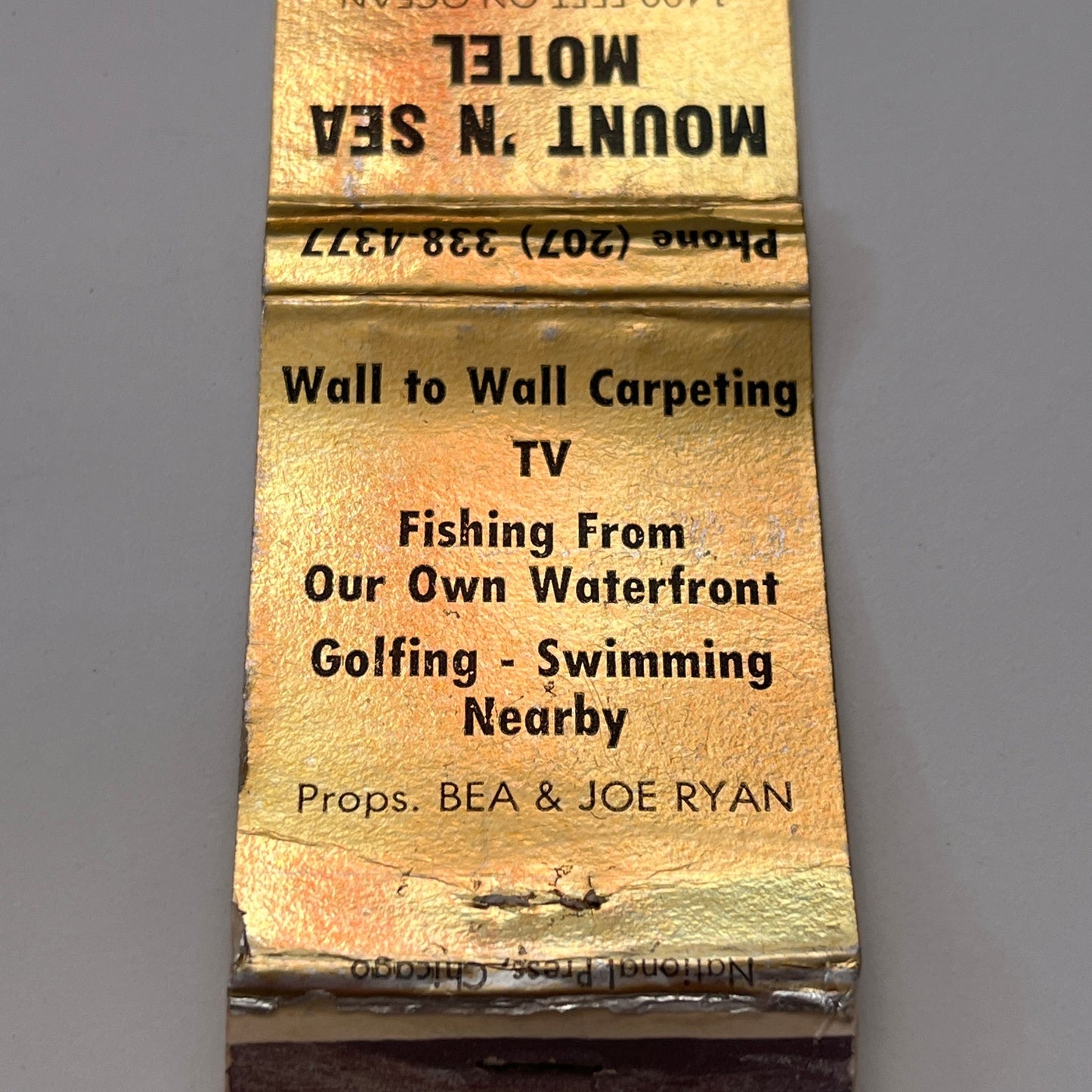 Mount 'N Sea Motel Bea & Joe Ryan Lincolnville ME Vintage Matchbook MM3-3