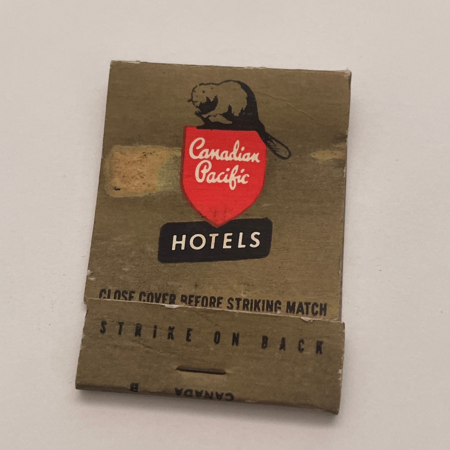 Chateau Frontenac Quebec Canadian Pacific Hotel Vtg Matchbook Cover TB8-MB2-4