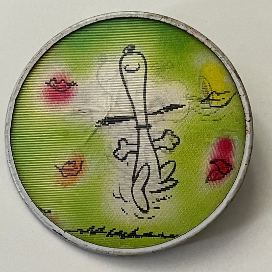 1971 Snoopy Peanuts Movees by Avia Vari-Vue Lenticular Pinback Button TB7-PB3