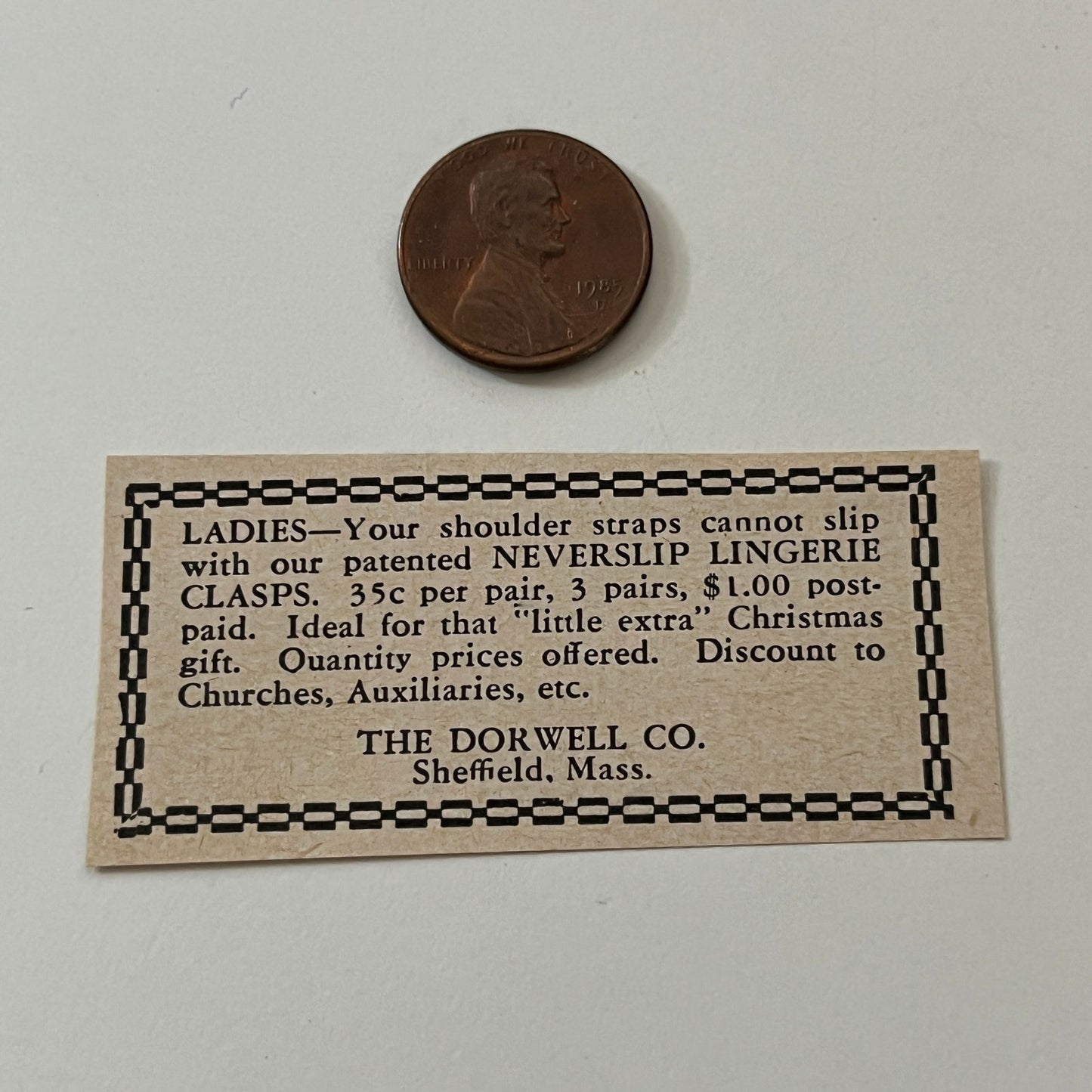The Dorwell Co. Neverslip Lingerie Sheffield MA 1952 Yankee Magazine Ad SAG5-S3