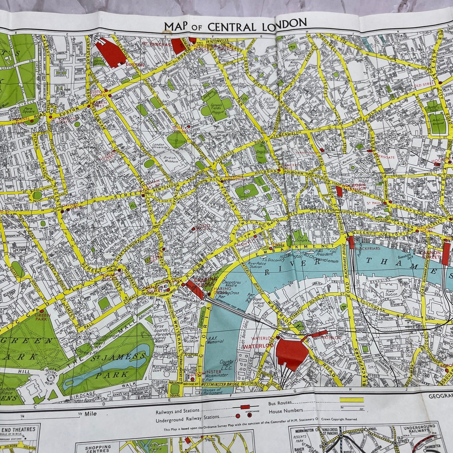 1960s Handy Map of Central London Fold Out Travel Map ML1-7