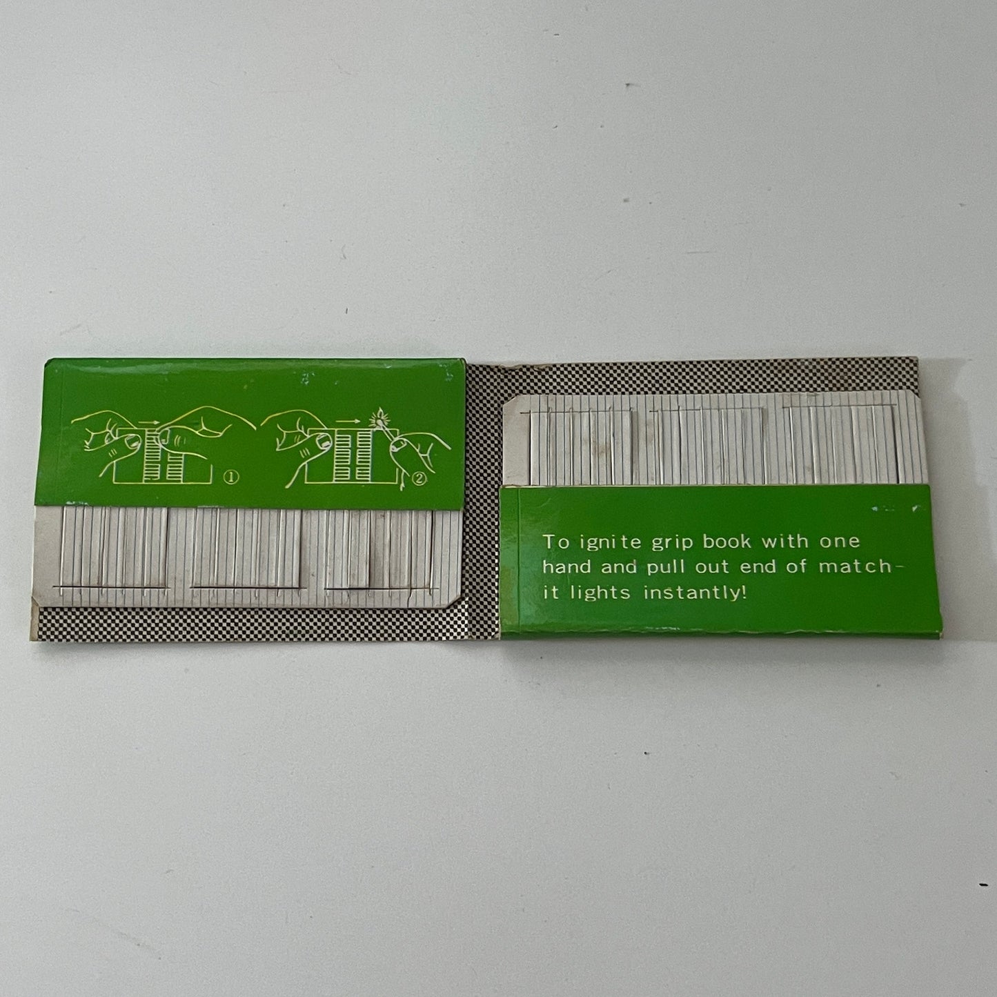 Lemon Frog Shoes for Girls Instant-Light 1974 Vintage Matchbook SC4-R8