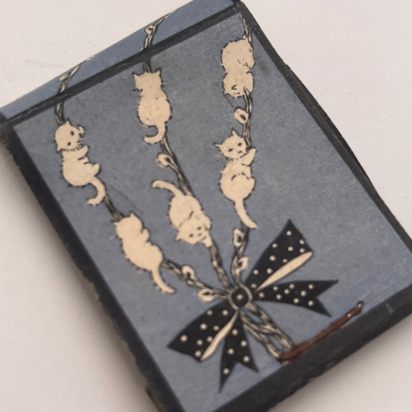 White Fluffy Kittens on a Bow Vintage Matchbook Cover TB8-MB2-4