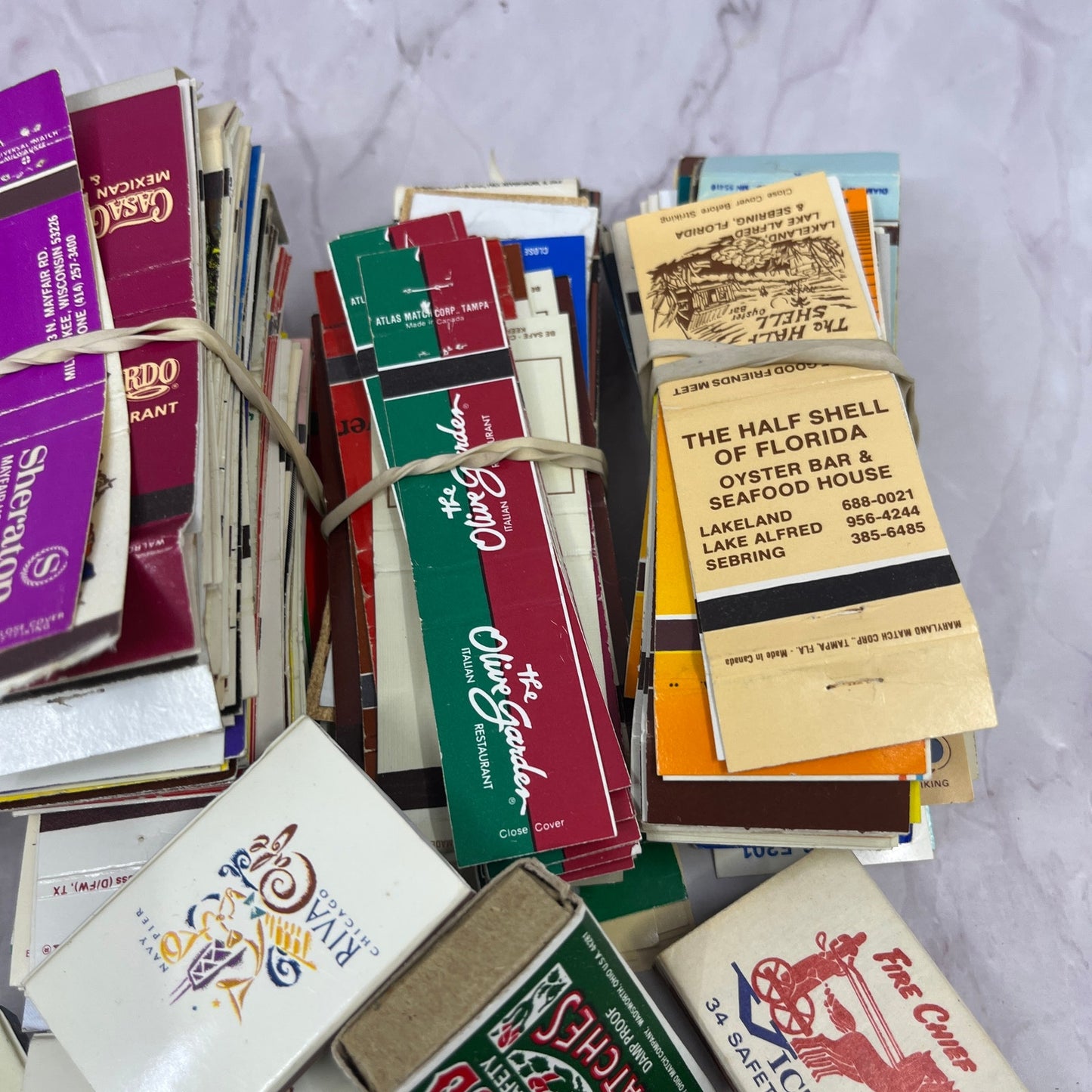 Huge Collection of Vintage Matchboxes and Matchbook Matchcovers Over a Pound TE2