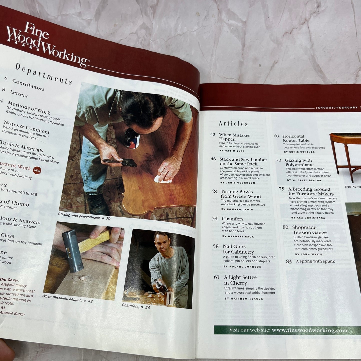 Woven Seat Cherry Settee - Feb 2001 No 147 - Fine Woodworking Magazine M33