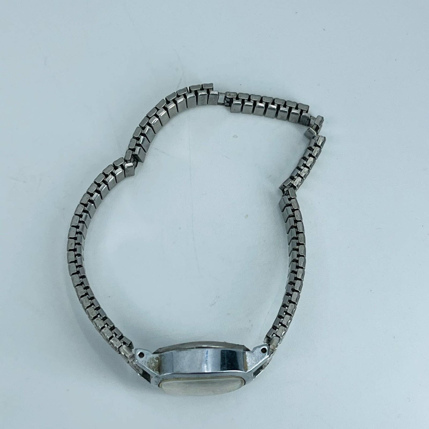 Vintage Silver Tone Timex Watch Metal Stretch Band SA9