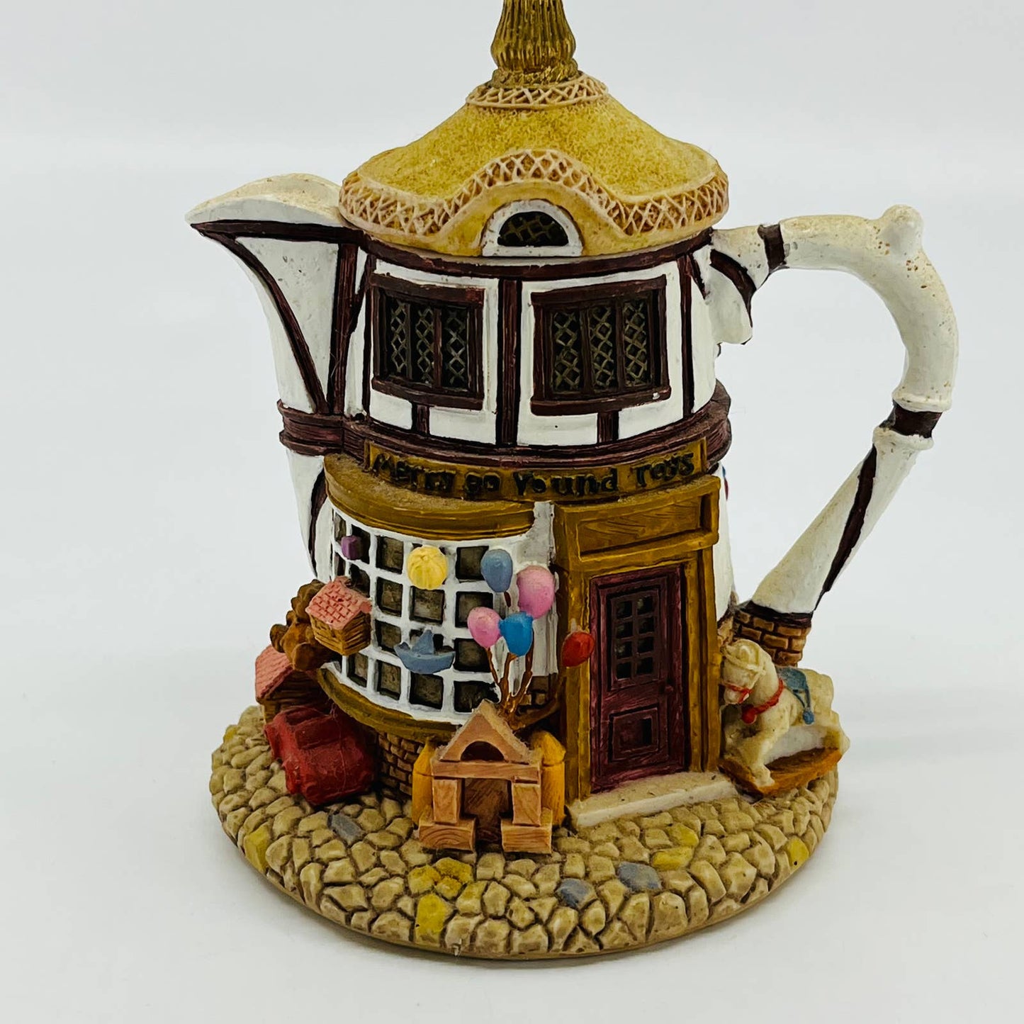 Vintage Hometown Teapot Cottages MERRY GO ROUND TOYS STORE 5" TB8