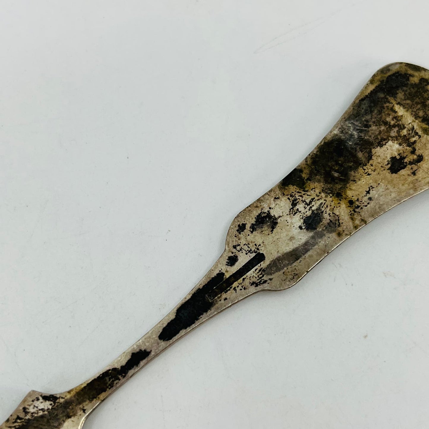 1840s E&D Kinsey Fiddle Coin Silver Spoon 5 1/4" Monogram M.E.H. SB7