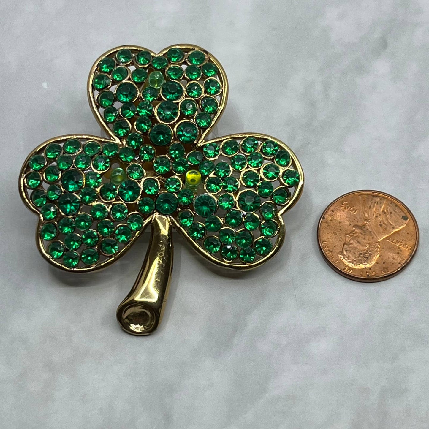 1980s Elegant Green Lights & Rhinestone Gold-tone Shamrock Clover Brooch SE6