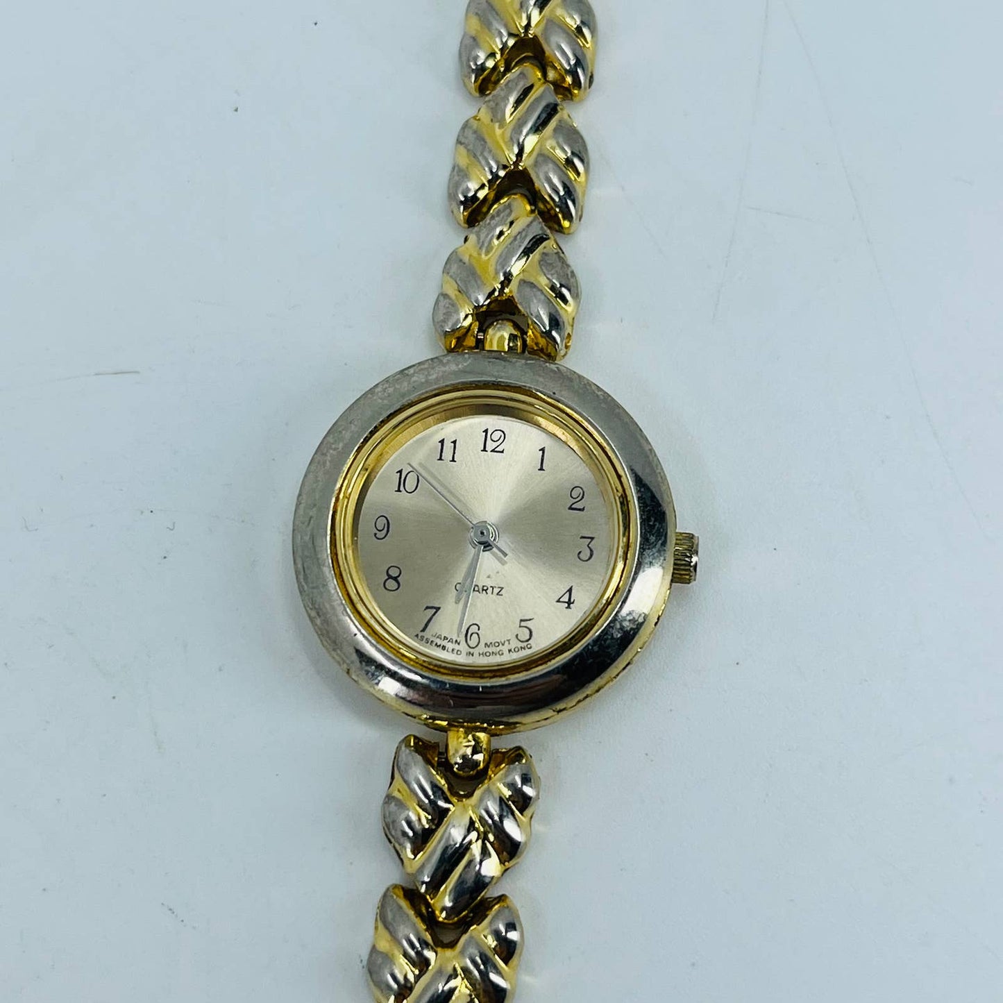 Vintage Gold & Silver Tone Quartz Watch Metal Bracelet Clasp Band SA9