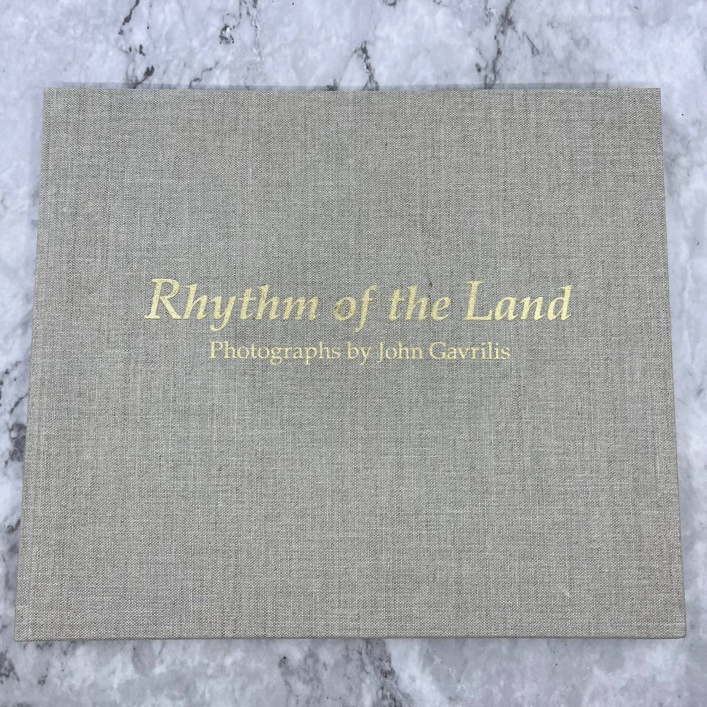 RHYTHM OF THE LAND Photographs by John Gavrilis SIGNED HC BOOK TJ8