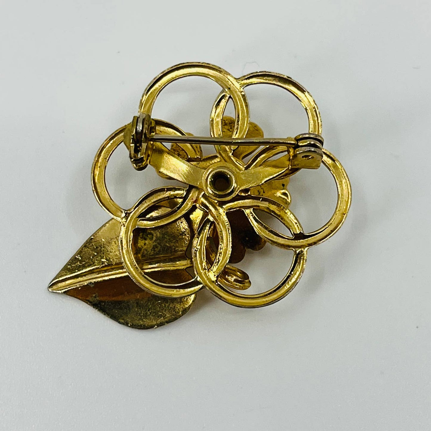 Vintage Art Nouveau Flower Leaf Faux Pearl Brooch Gold Tone SA6