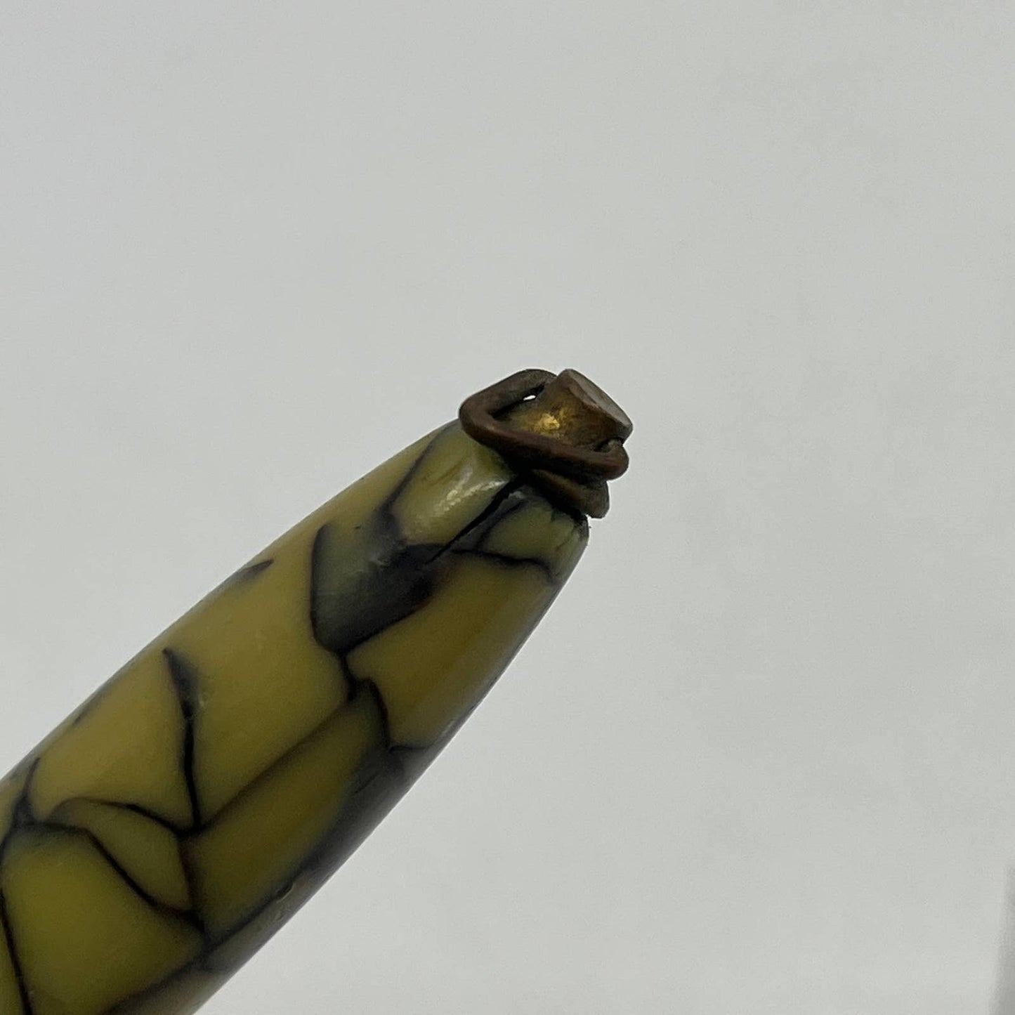 Celluloid Pearl With Black Veins Fountain Pen with Nib Screw Top Seal SE1