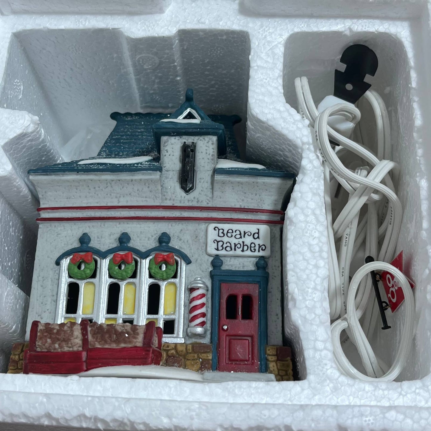 Department 56 North Pole Series Beard Barber Shop #5634-0 w/ Box, Light & Flag