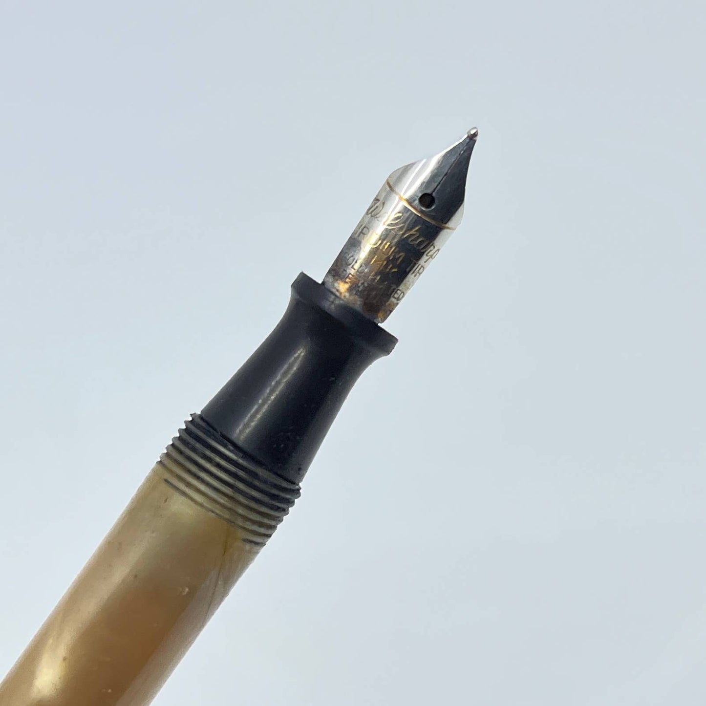 Vtg Welsharp Celluloid Marble Fountain Pen w Iridium 14k Nib SD7