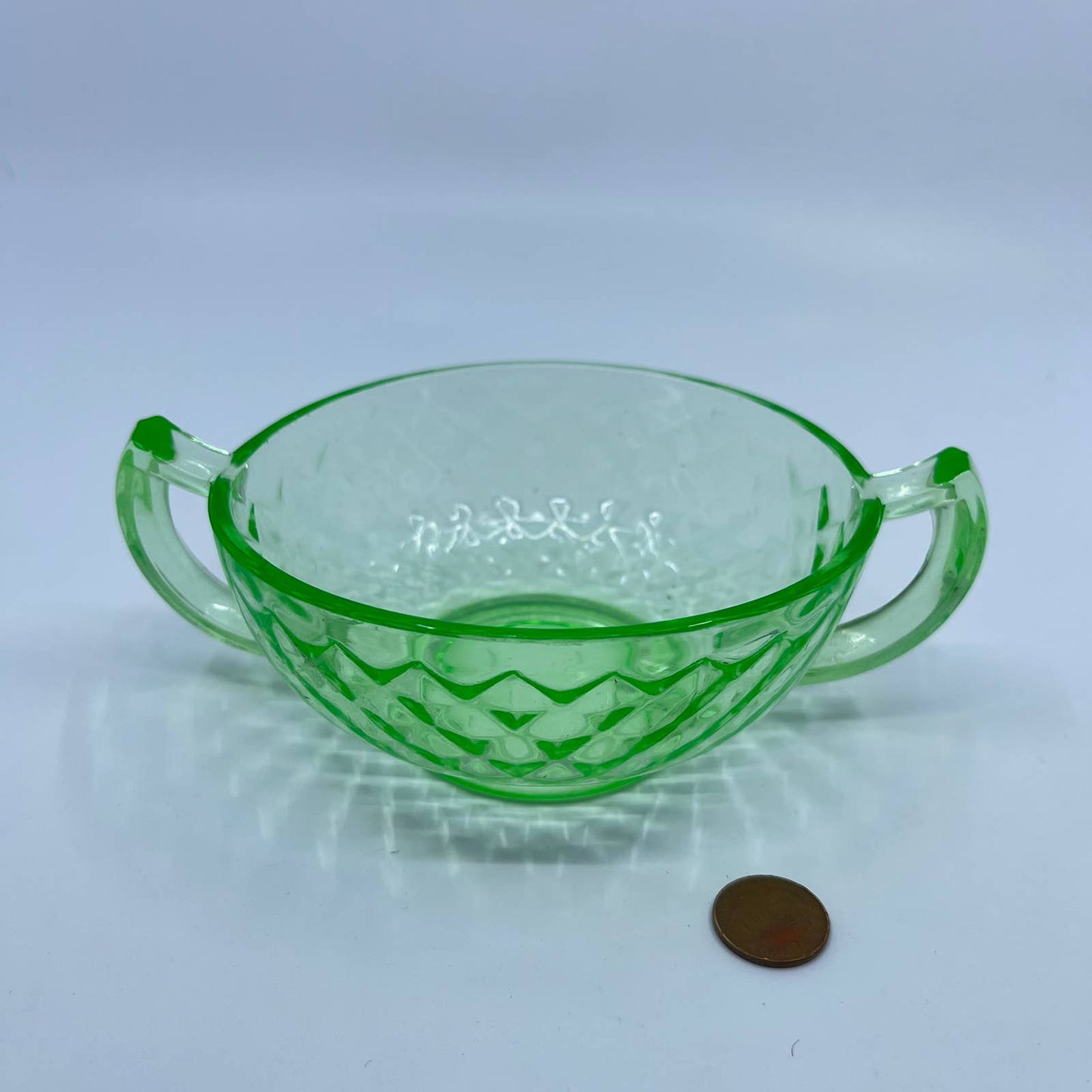 Imperial Glass DIAMOND QUILTED Green 2-Handled Cream Soup Bowl TE7
